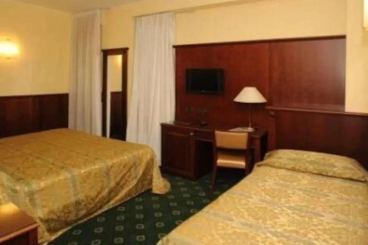 Hotel Valganna Milan 3*,  Italy