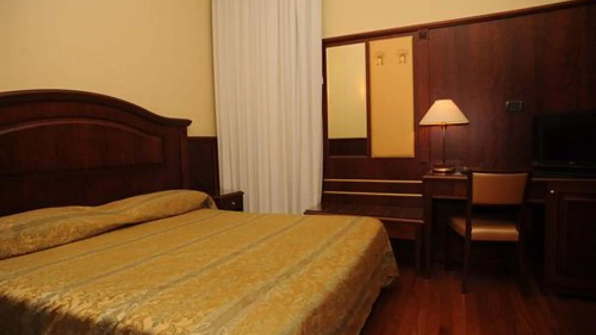 Hotel Valganna Milan