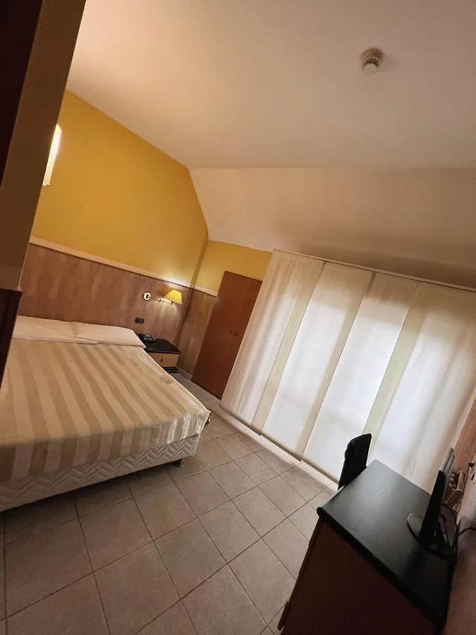 Hotel Valganna Milán 3*,  Italia