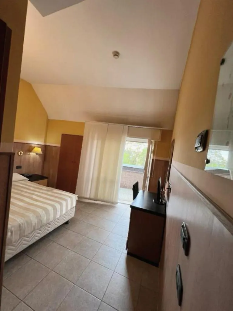 Hotel Valganna Milán 3*,  Italia