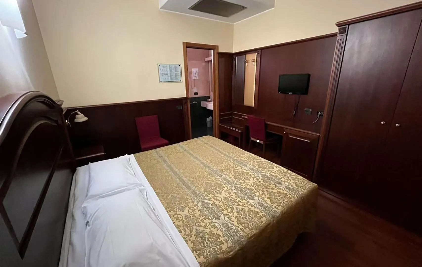 Hotel Valganna Milán 3*,  Italia